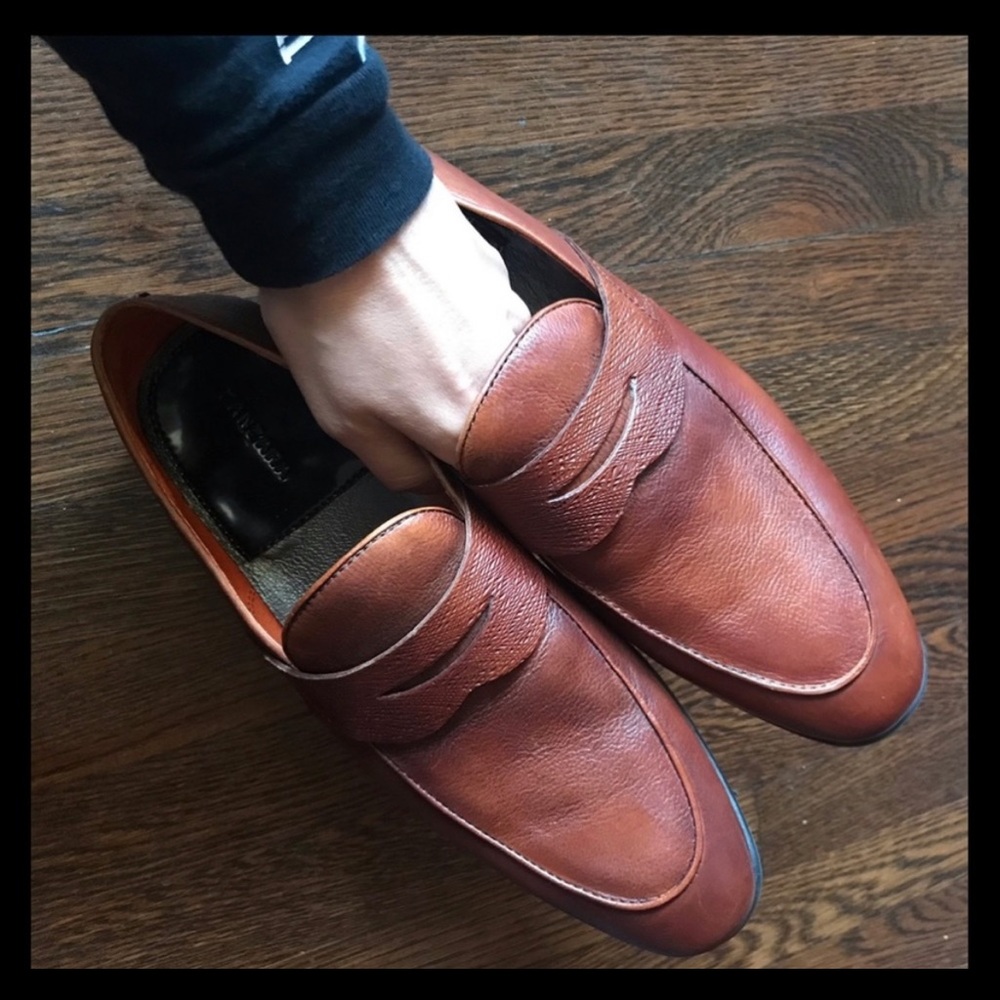 Men leather shoes